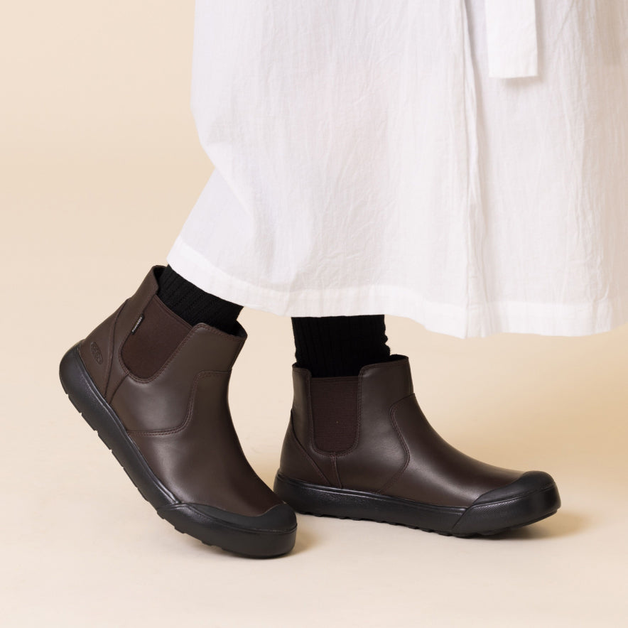 ウィメンズ エレナ チェルシー WP 防水ブーツ | Bison/Black | KEEN