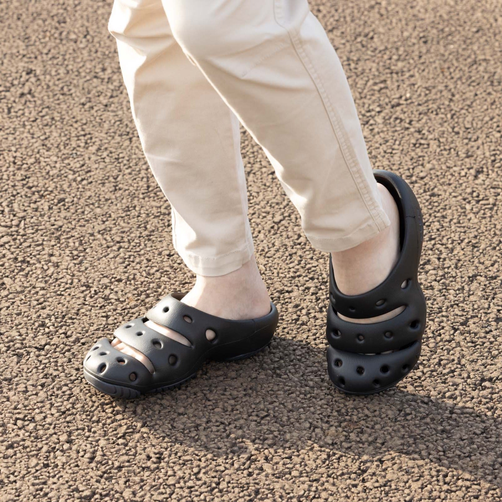 メンズ サンダル Ι ヨギ | KEEN公式オンラインストア