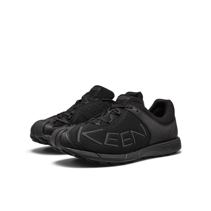 ‼️超美品‼️KEEN オールブラックスニーカー メンズ エーエイティーシックス | Triple Black | KEEN公式オンライン