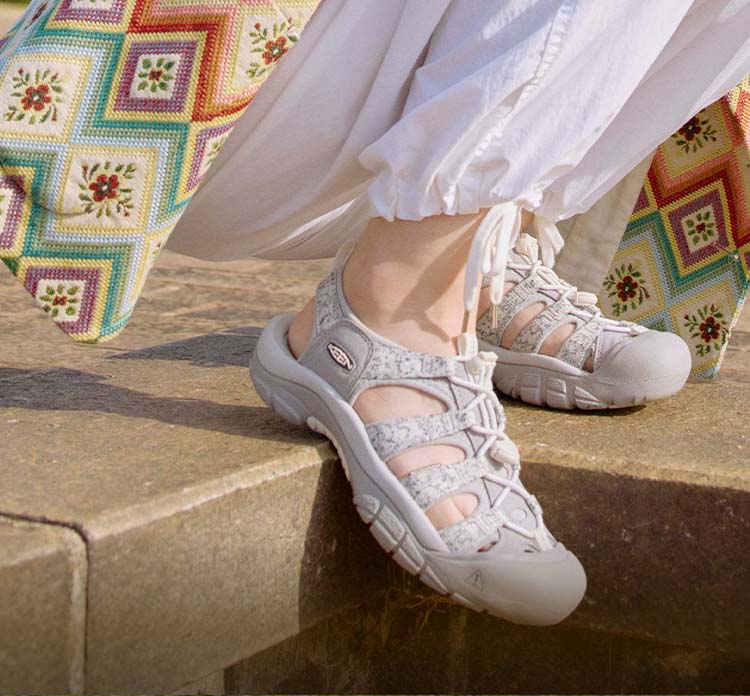keen ピレニーズ KEEN x 立ち止まる Leave No Trace