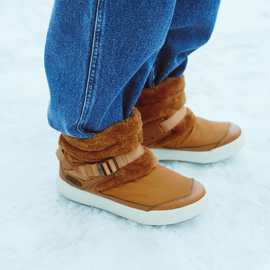 キーン KEEN HOODROMEO MINI フッドロメオ ミニ レディース ブーツ 冬 軽量 保温 ウインターブーツ アウトドア キャンプ カジュアル タウンユース シューズ KEEN（キーン）の「HOODROMEO MINI ⁄ フッドロメオ ミニ ⁄ レディース