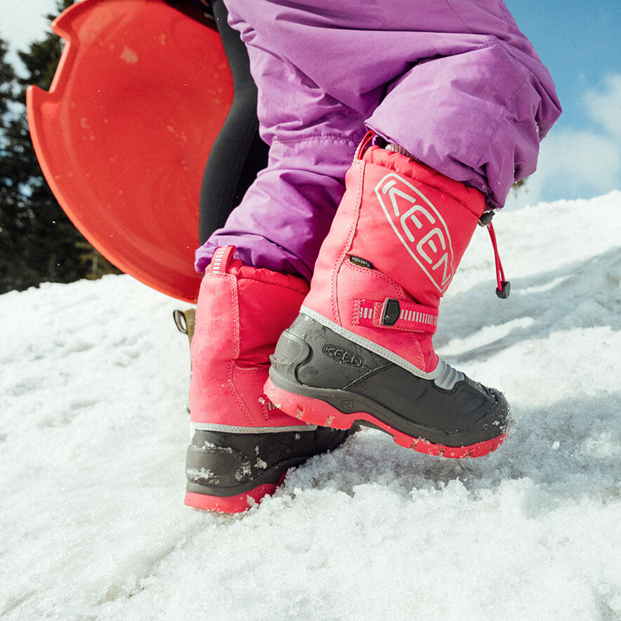 【美品一回のみ着用】キッズKEEN ブーツブラック23.5センチ リトルキッズ スノー トロール ウォータープルーフ 防水ウィンター