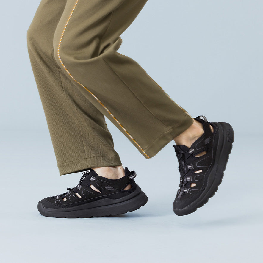 限定値下げ！KEEN（キーン）WK450 BLACK/BLACK 25ss メンズ ウォーキングシューズ Ι ダブルケーフォーハンドレッド