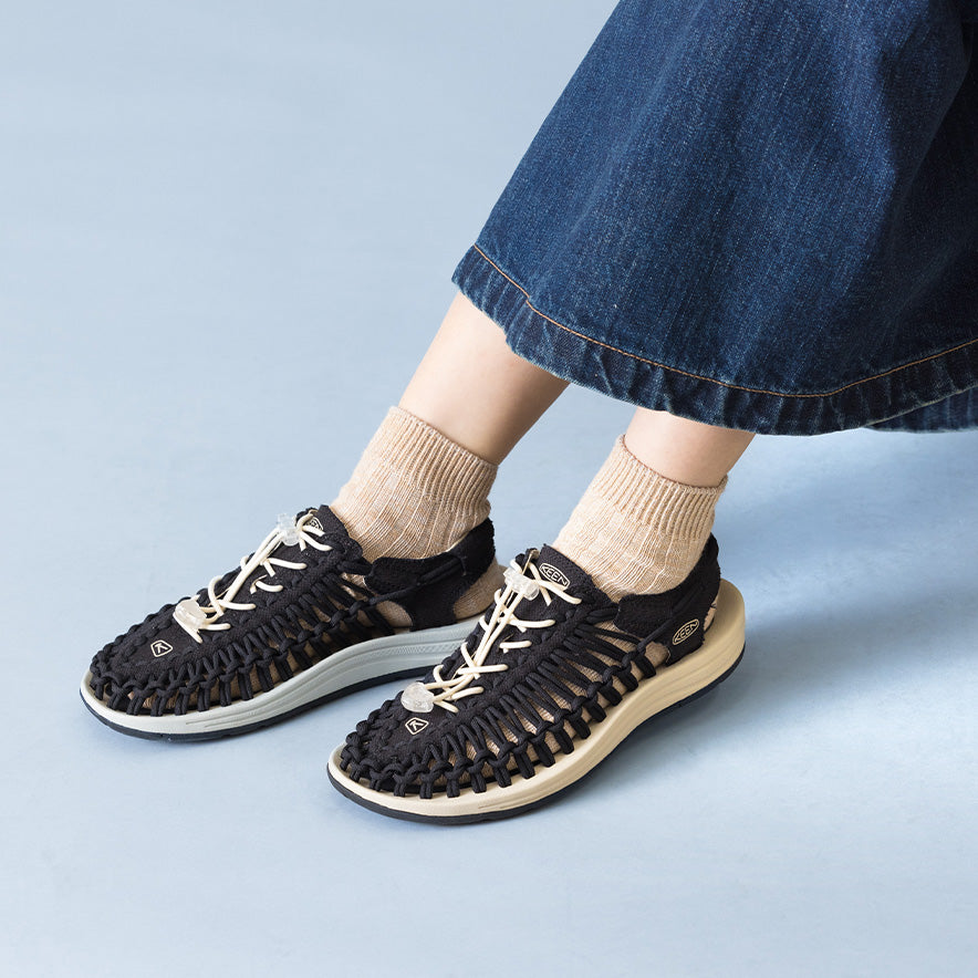 ⭐︎Keiko⭐︎KEEN / UNEEK CANVAS / サンダル ウィメンズ Ι ユニーク キャンバス | KEEN公式オンラインストア