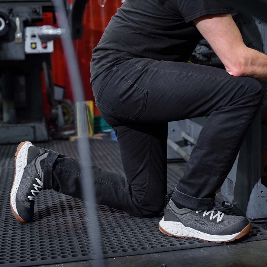 メンズ ワークシューズ Ι アルヴァダ シフト | KEEN公式オンラインストア