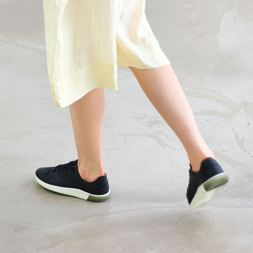 ウィメンズ スニーカー Ι ケーエヌエックス レース | KEEN公式