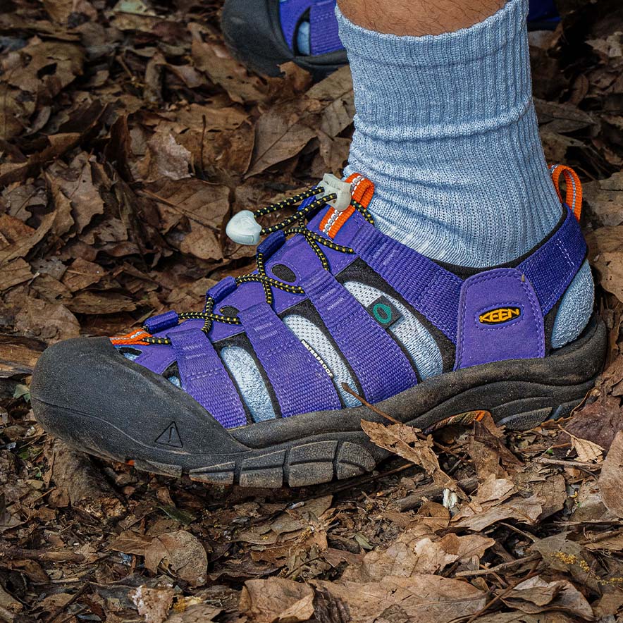 メンズ ニューポート レトロ サンダル KEEN × An Ko Rau 13