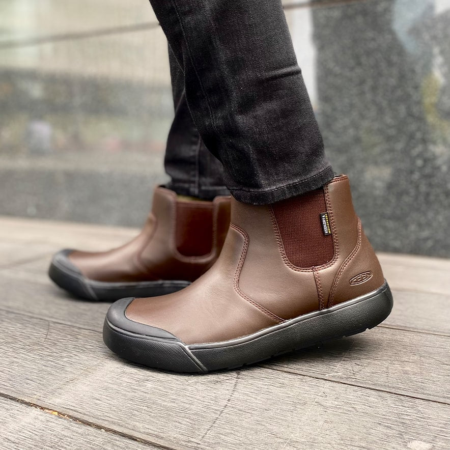 ウィメンズ エレナ チェルシー WP 防水ブーツ | Bison/Black | KEEN