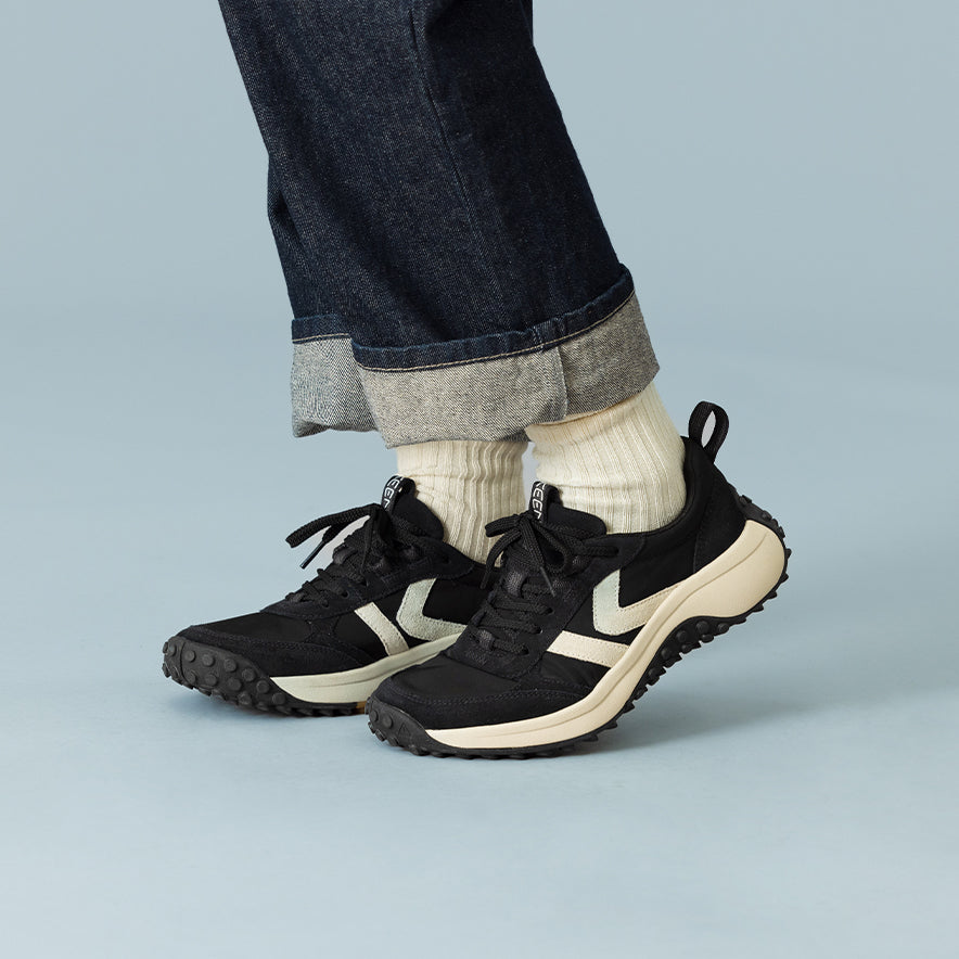 ウィメンズ スニーカー | ケーエス エイティーシックス | KEEN公式