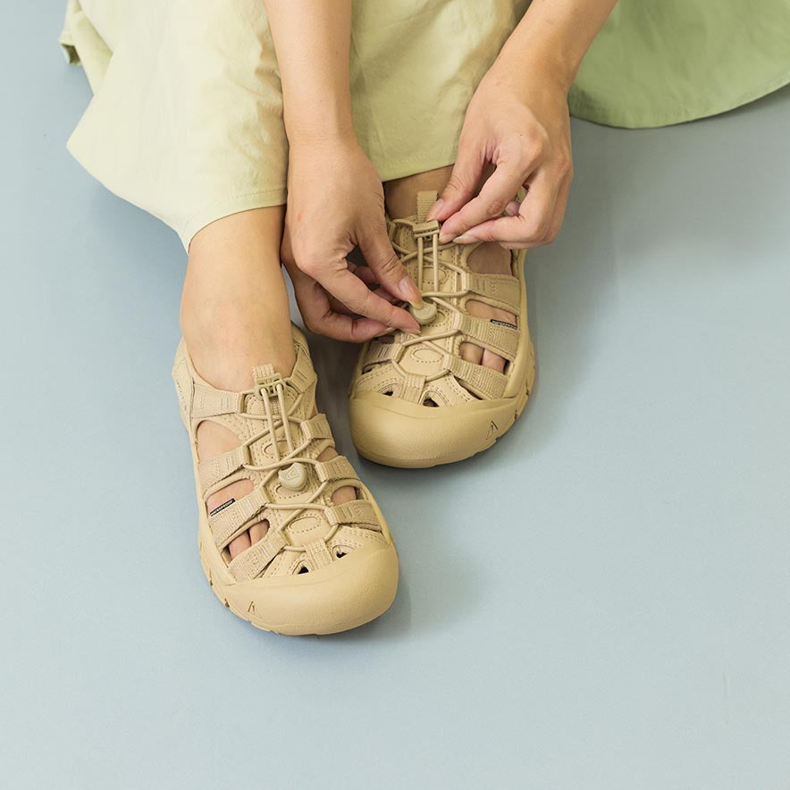 ウィメンズ サンダル | ニューポート エイチツー | KEEN公式オンライン