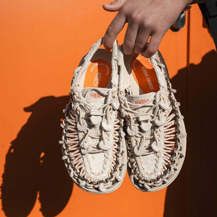 オールジェンダー ユニーク レザー KEEN x HENRIK VIBSKOV | KEEN公式