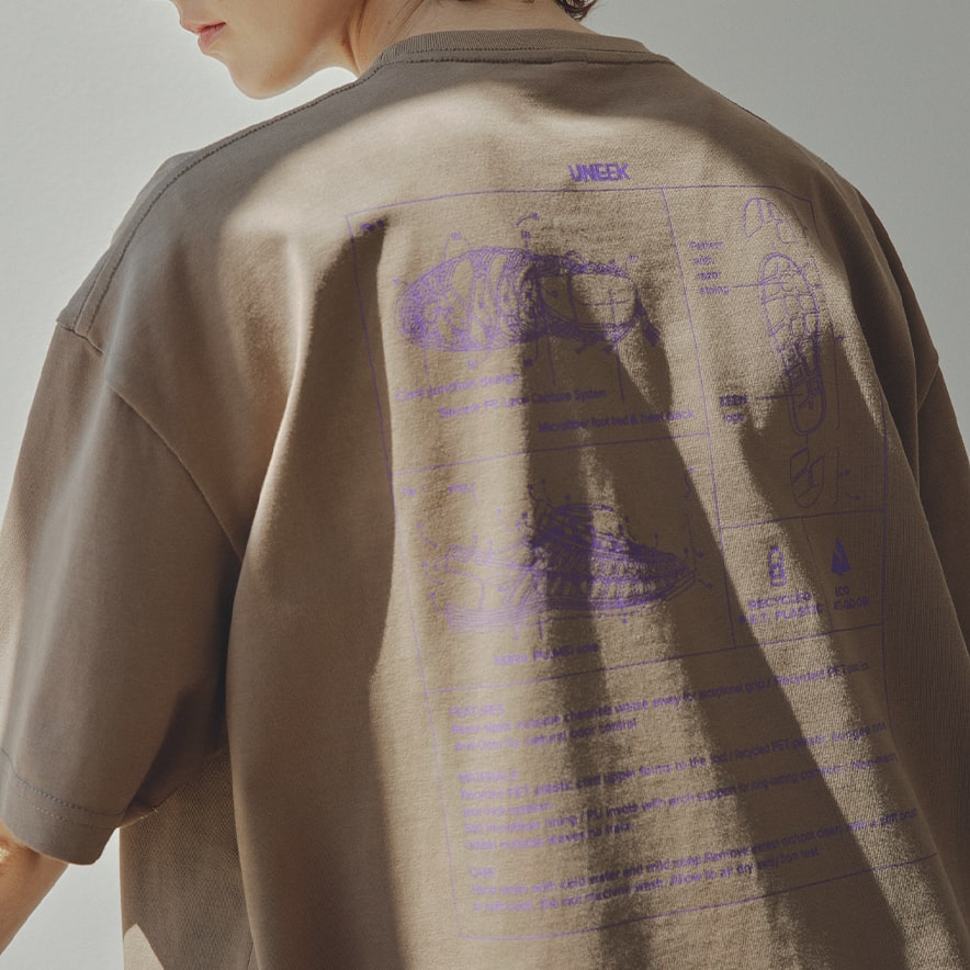 ウィメンズ ルーズフィット ティー KEEN x emmi | Timberwolf | KEEN