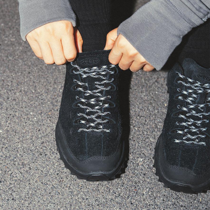 ウィメンズ ジャスパー ザイオニック スニーカー | Black/Black | KEEN