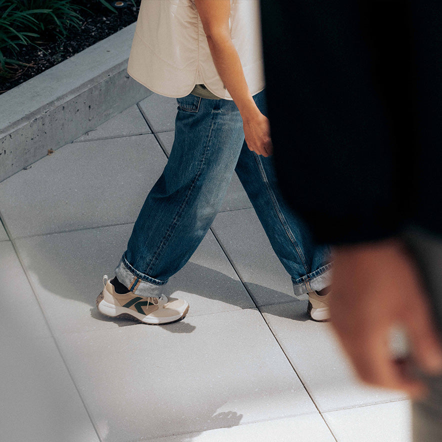 ウィメンズ スニーカー | ケーエス エイティーシックス | KEEN公式