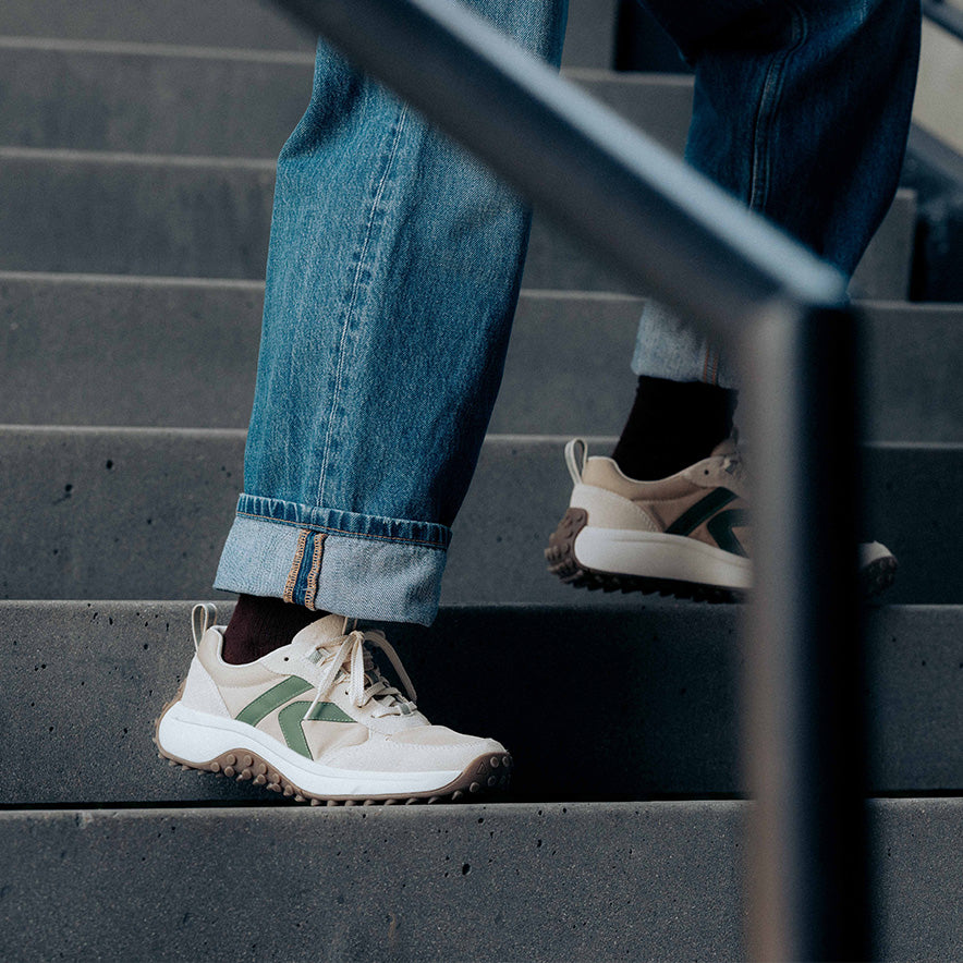 ウィメンズ スニーカー | ケーエス エイティーシックス | KEEN公式