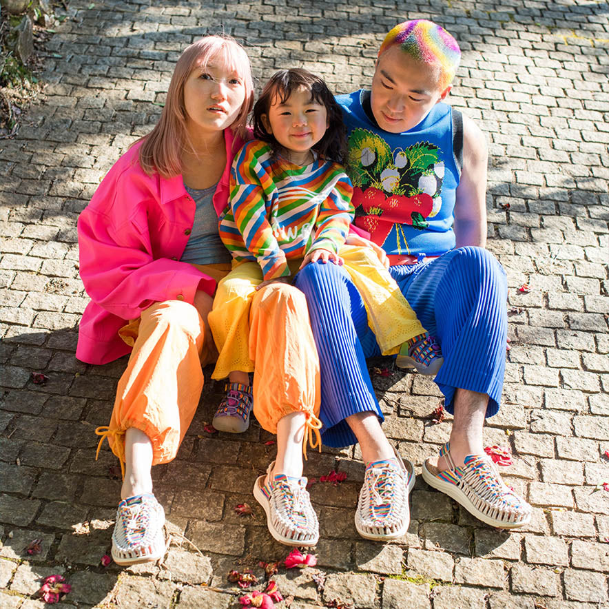 KEEN サンダル　23.5cm,18.5cm親子お揃いコーデ KEEN サンダル 23.5cm,18.5cm親子お揃いコーデ