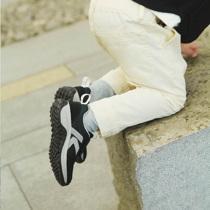 リトルキッズ スニーカー | ケーエス エイティーシックス | KEEN公式