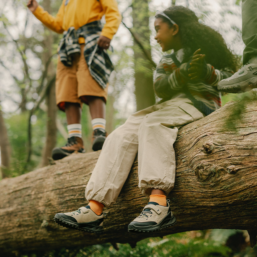 ビッグキッズ ジャスパー ザイオニック | Safari/Wax Yellow | KEEN