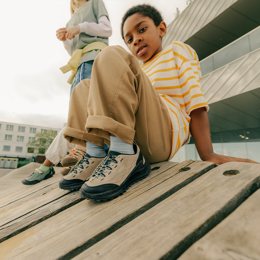 リトルキッズ ジャスパー ザイオニック | Safari/Wax Yellow | KEEN