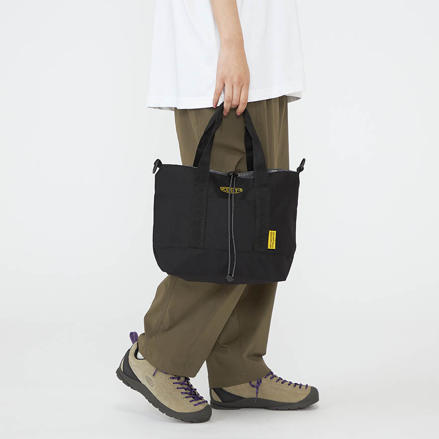 ハーベスト マテリアル マーケット トート | Black/Black | KEEN公式