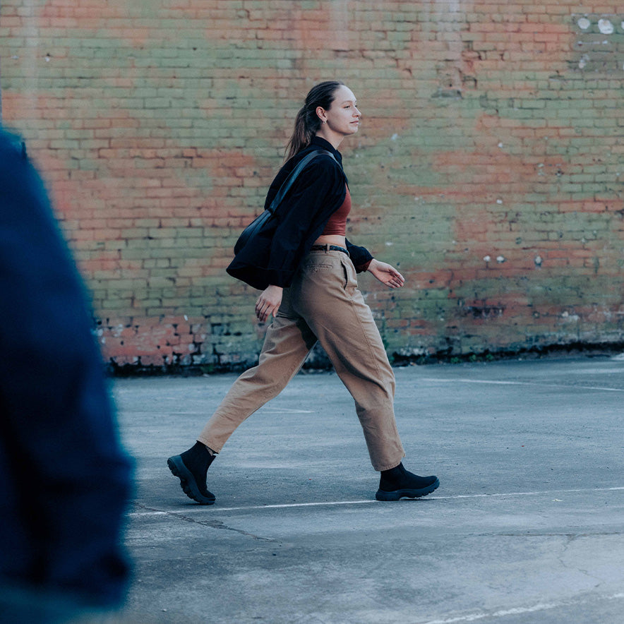 [KEEN] ブーツ KOSA CHELSEA コーサ チェルシー レディース Women's Kosa Chelsea Boot | Black/Black | KEEN Footwear