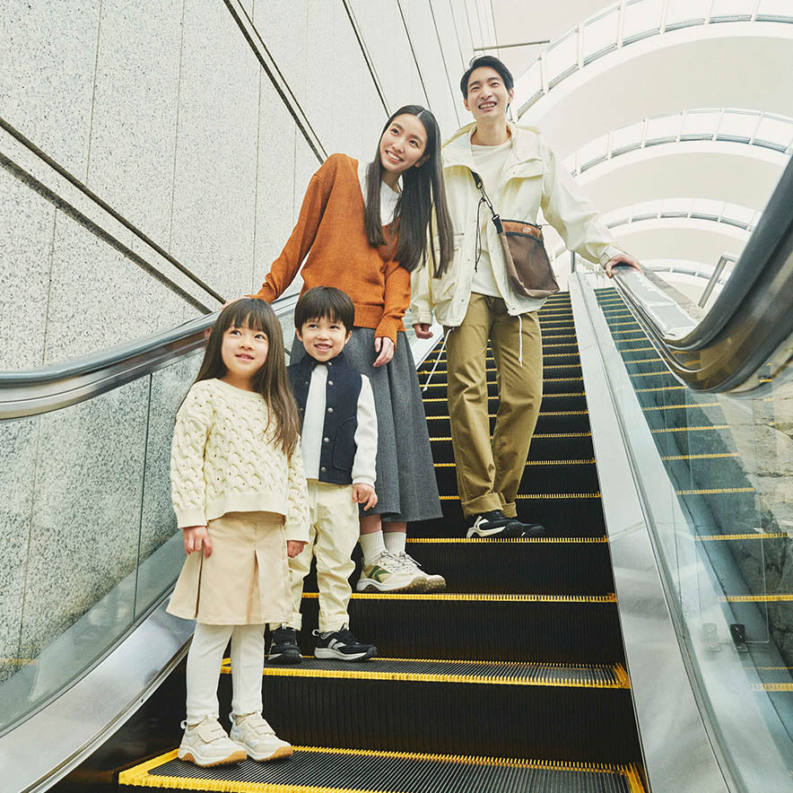 リトルキッズ スニーカー | ケーエス エイティーシックス | KEEN公式