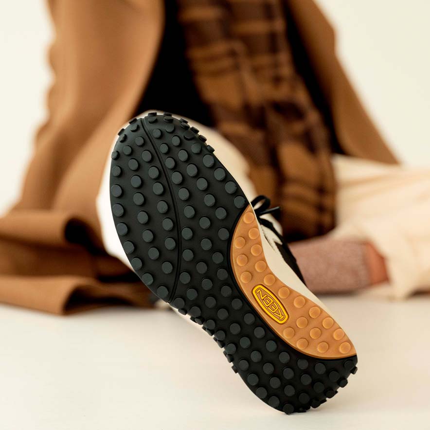 靴 kaw ウィメンズ スニーカー | ケーエス エイティーシックス | KEEN公式