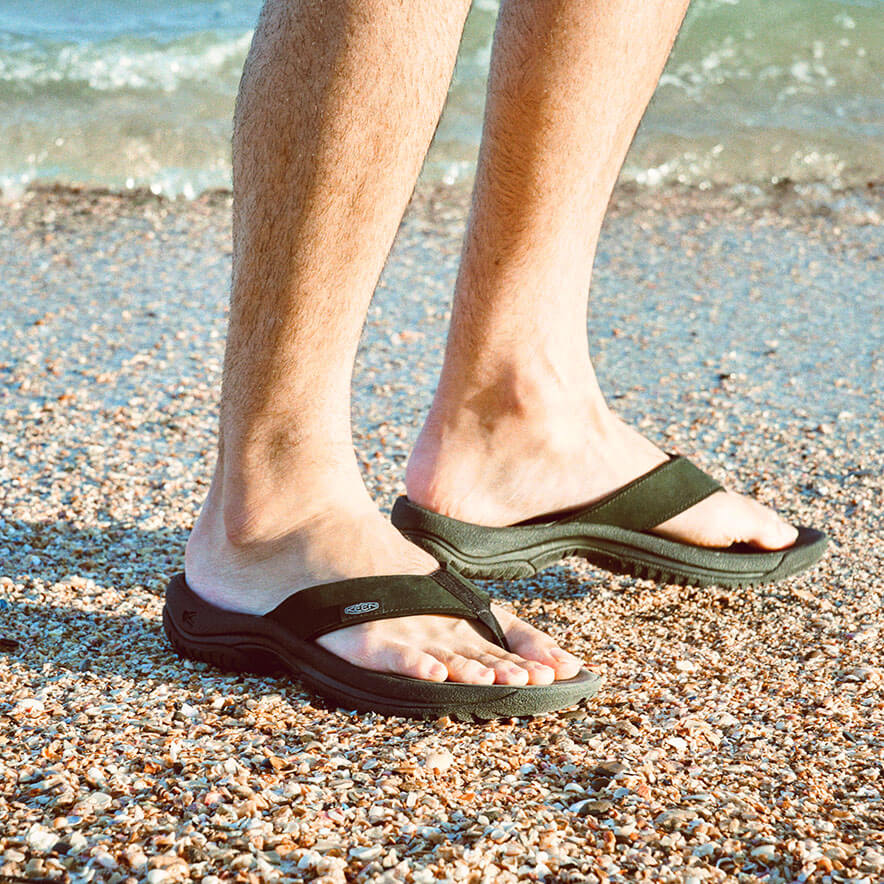 メンズ サンダル Ι コナ フリップ ティージー | KEEN公式オンラインストア