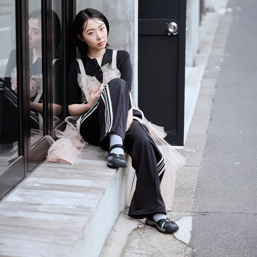 ウィメンズ ローズ サンダル | Black/Neutral Gray | KEEN公式