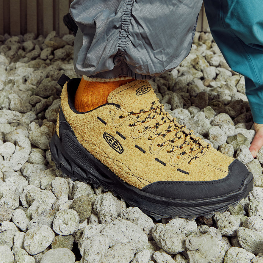 メンズ ジャスパー ザイオニック | Oak Buff/Black | KEEN公式