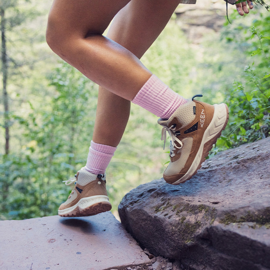 ウィメンズ 防水ハイキングシューズ | ハイトレイル ミッド ウォーター