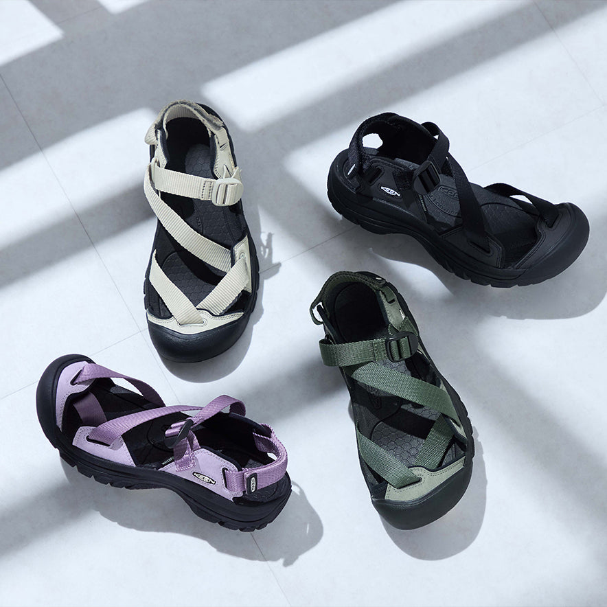 KEENサンダル Men's Newport H2 Closed Toe Sandal | Java/Golden Yellow | KEEN