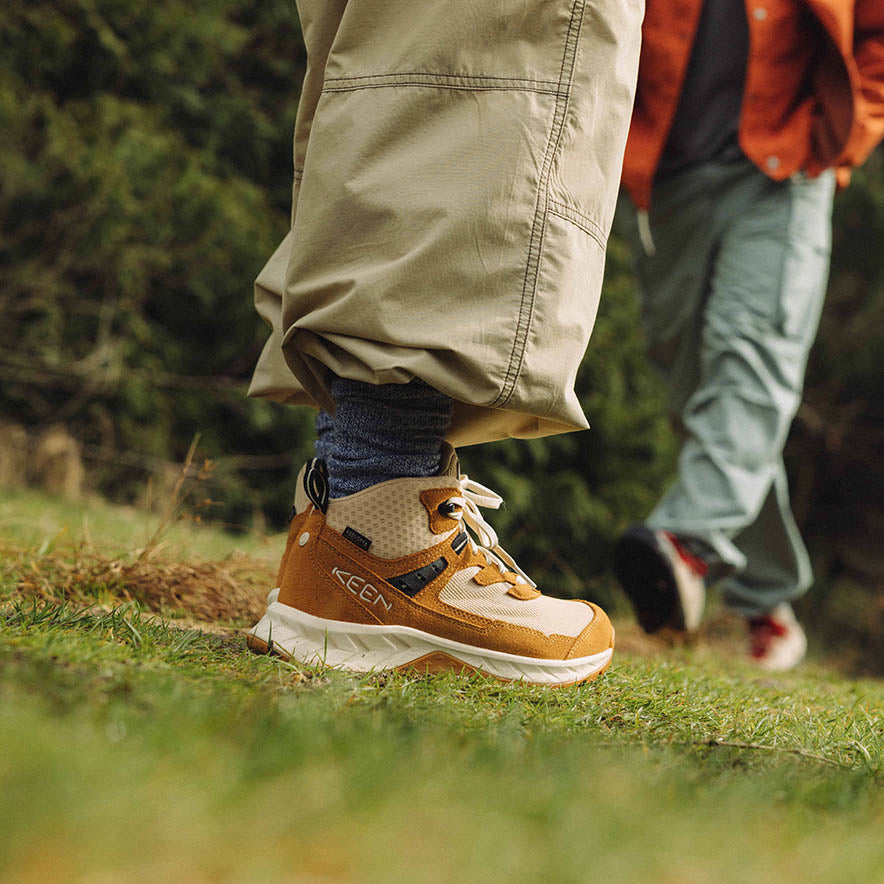 ウィメンズ 防水ハイキングシューズ | ハイトレイル ミッド ウォーター