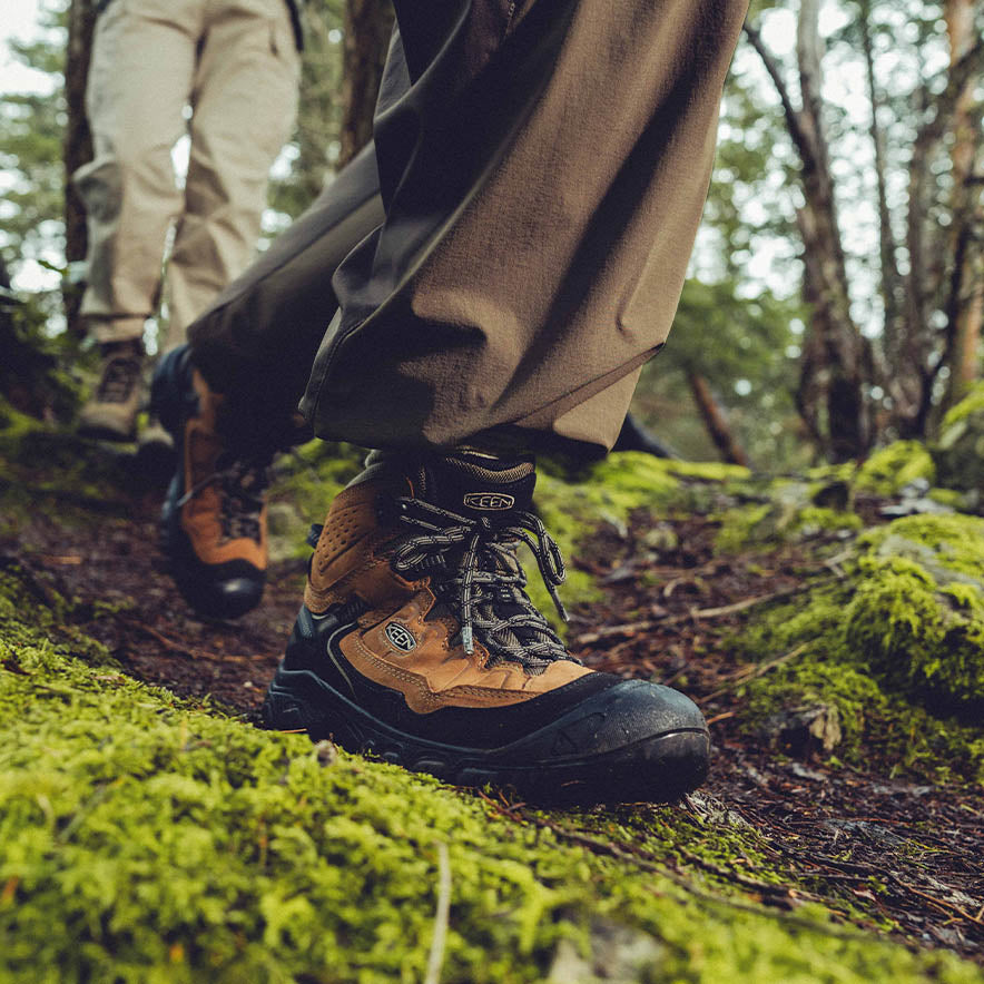 メンズ 防水ハイキングシューズ Ι ターギー フォー ミッド ウォーター