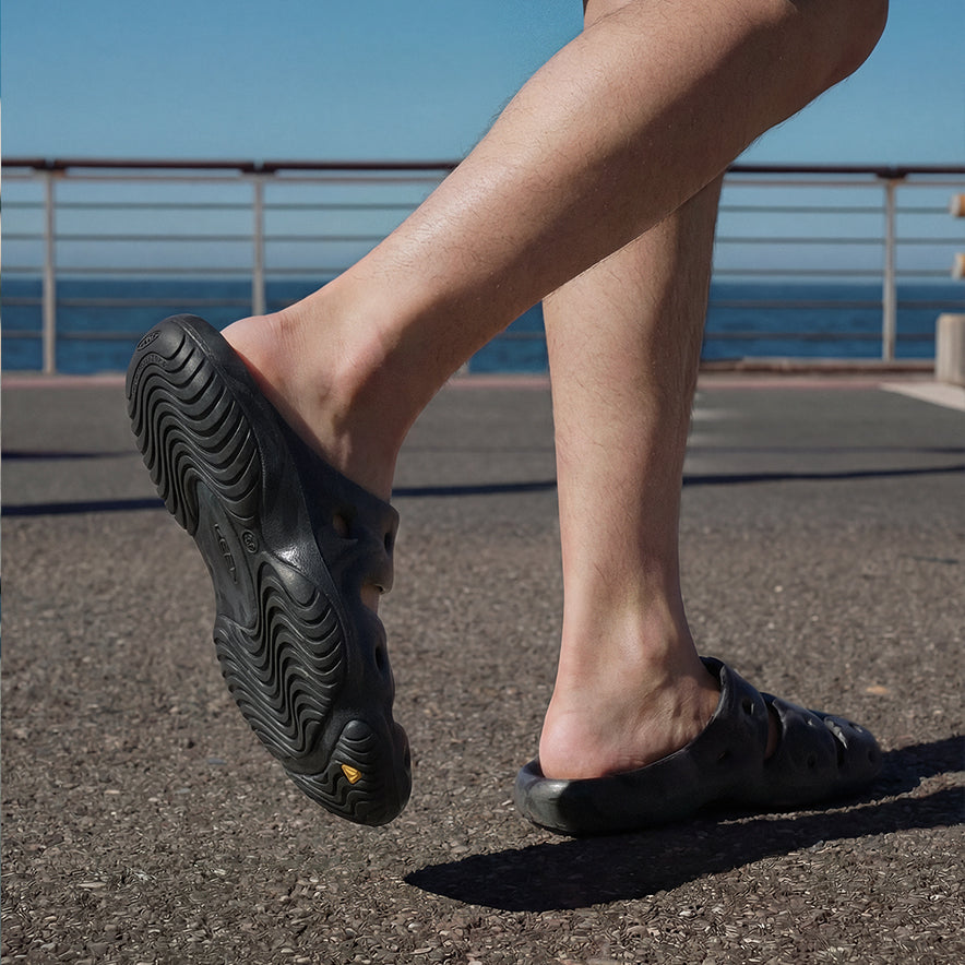 KEEN サンダル 　YOGUI ヨギアーツ　MOUNT FUJI US8 （26㎝） メンズ ヨギ | Black/Magnet | KEEN公式オンラインストア