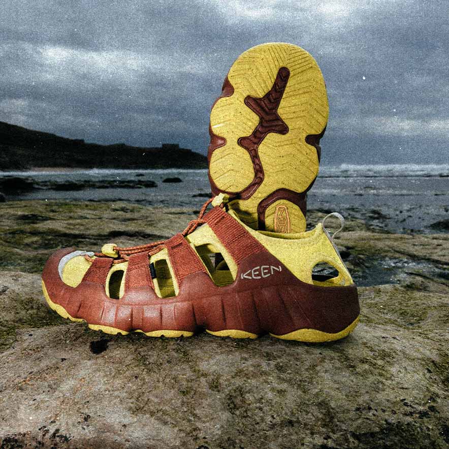 ＴＡ美品　HOKA 　ノースフェイス　パタゴニア　BEAMS KEEN メンズ サンダル KEEN × Hiking Patrol | ハイパーポート エイチツー