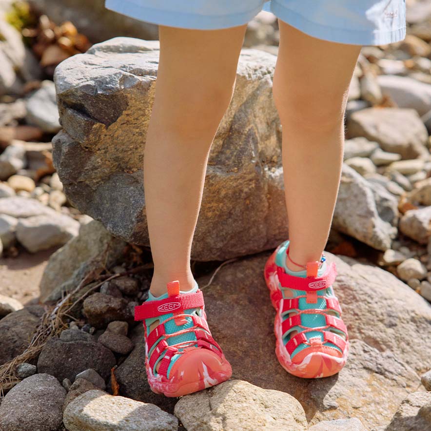 ビッグキッズ サンダル | ハイパーポート エイチツー | KEEN公式