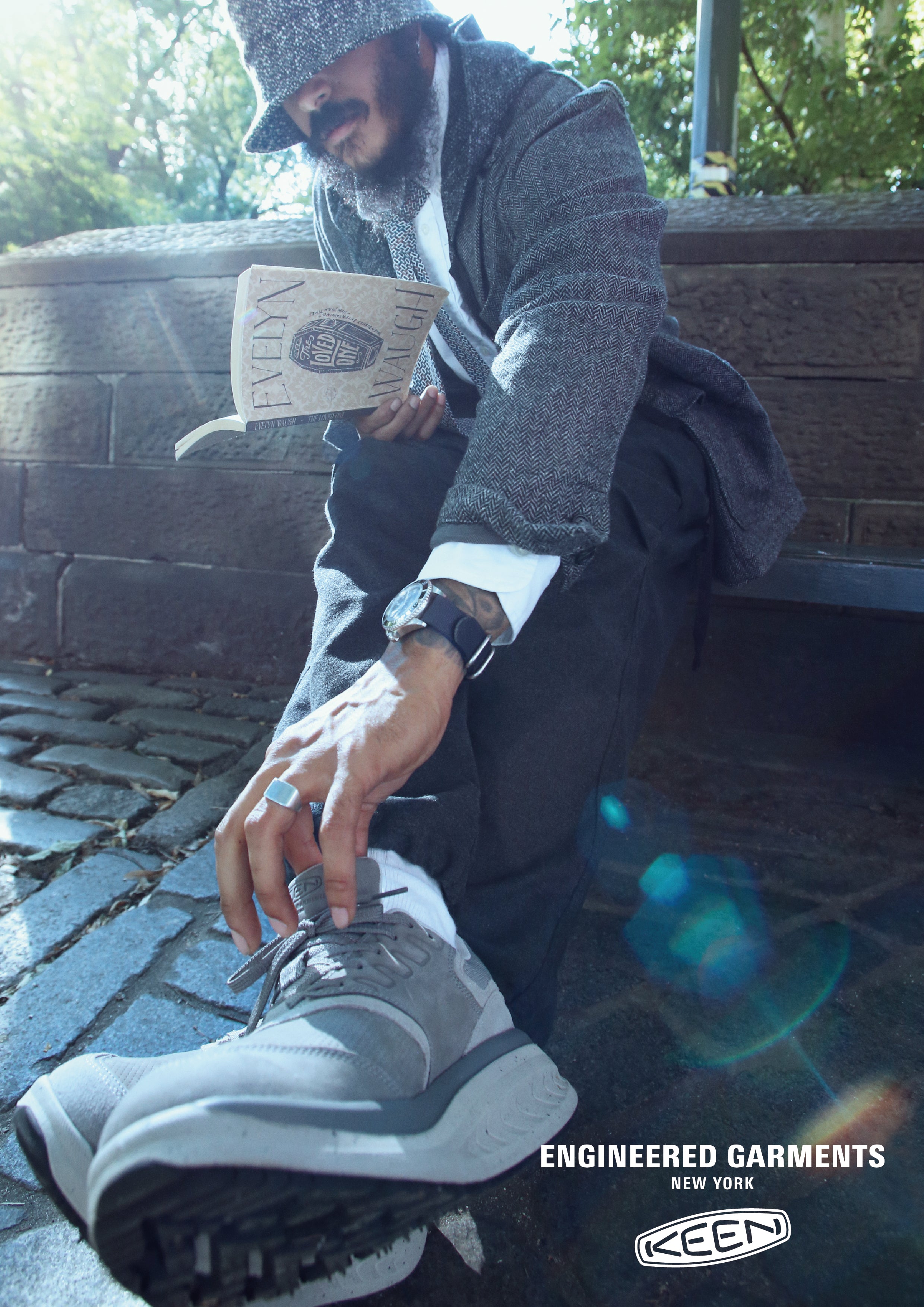 メンズ ウォーキングシューズ | ダブルケーフォーハンドレッド KEEN x