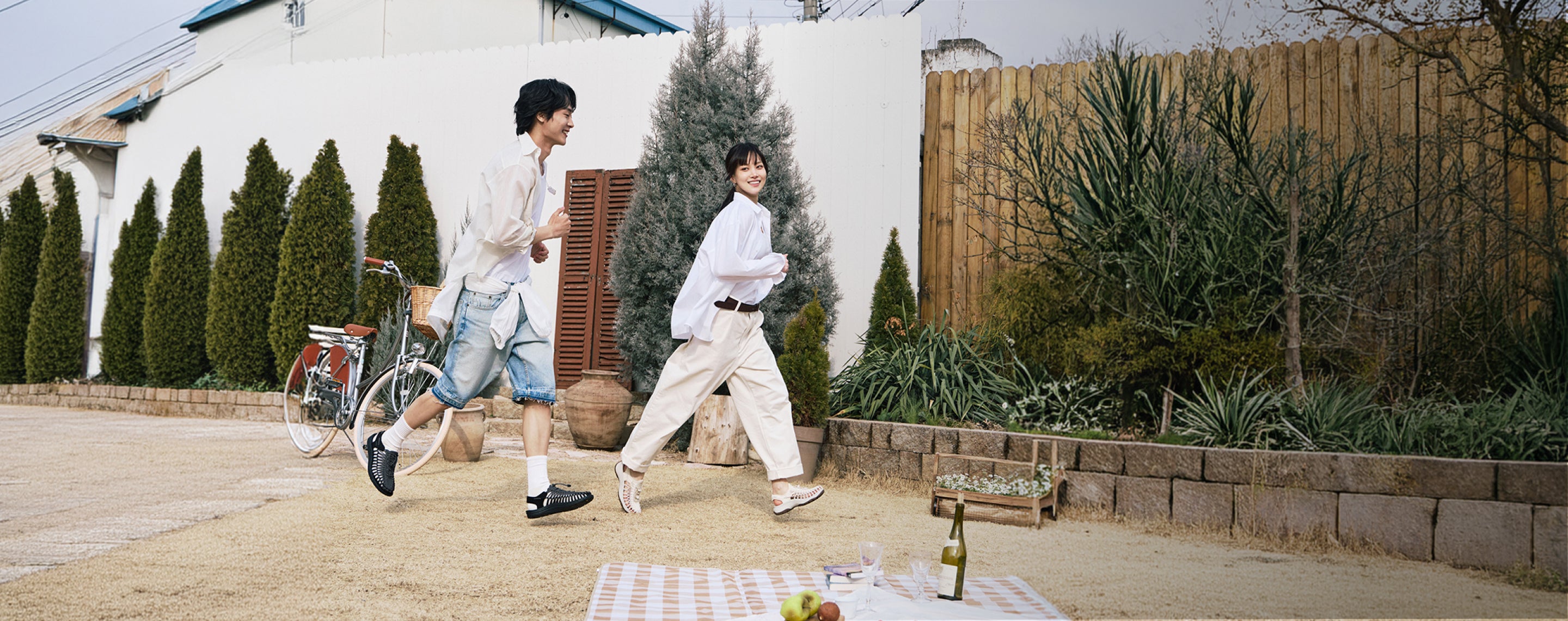 sweetpeaa-_-a-chanさま使用一回のみKEEN レディース25.5 KEEN公式オンラインストア | ご注文から30日以内の返品無料 | KEEN公式