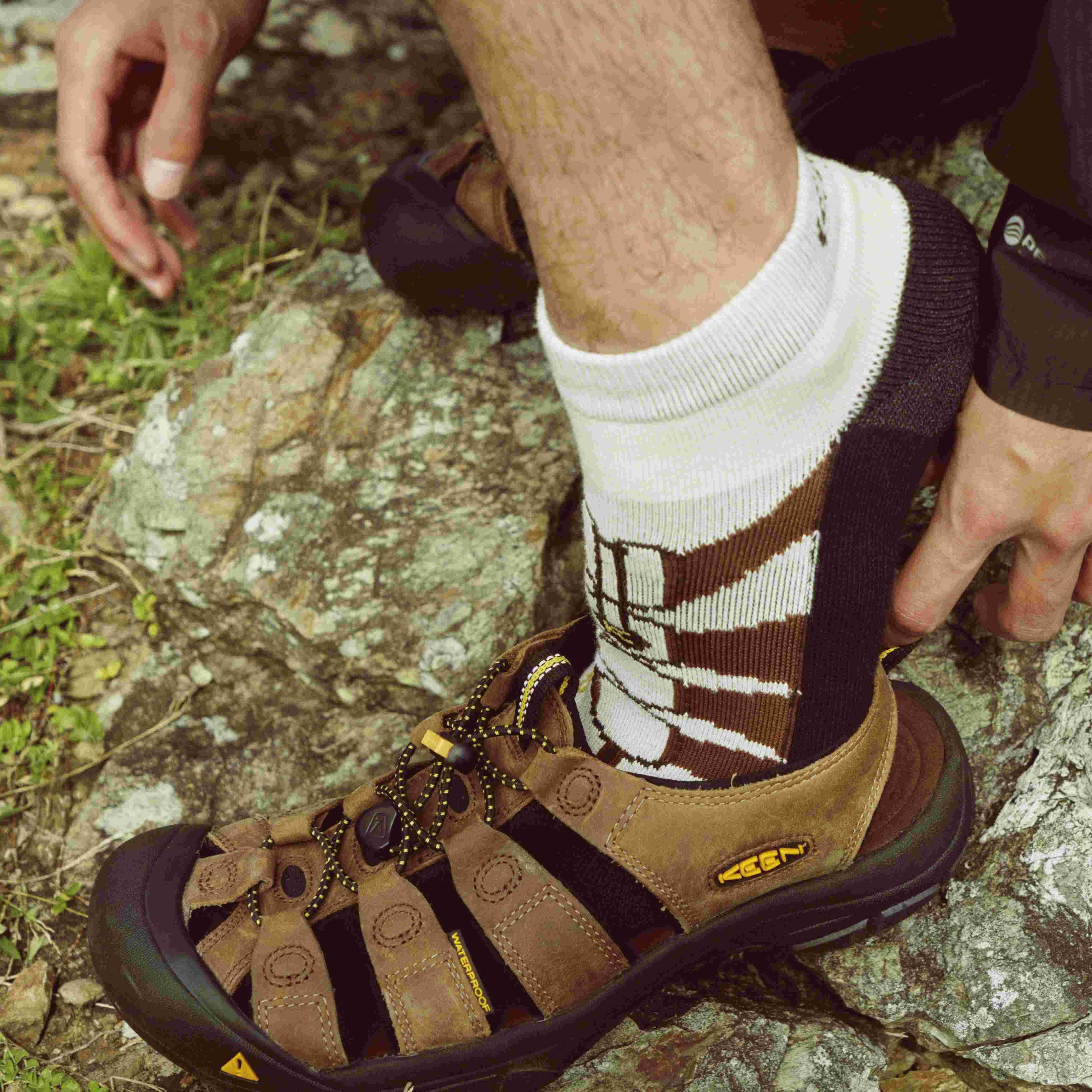 メンズ サンダル | ニューポート | KEEN公式オンラインストア