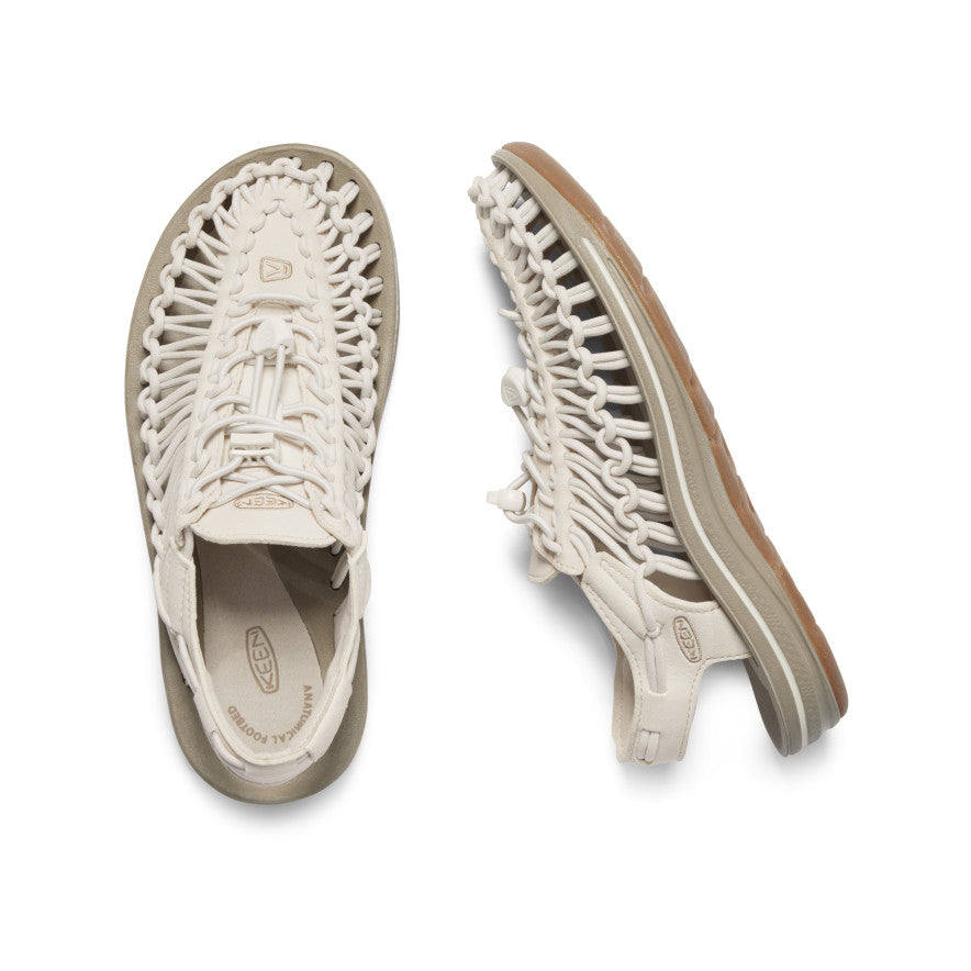 KEEN ユニークサンダル　ウィメンズ　23センチ KEEN サンダル UNEEK / ユニーク/ レディース スニーカー
