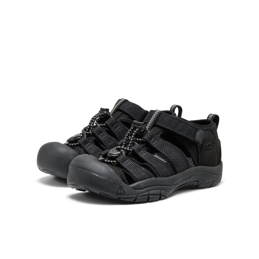 ビッグキッズ ニューポート エイチツー | Triple Black | KEEN公式